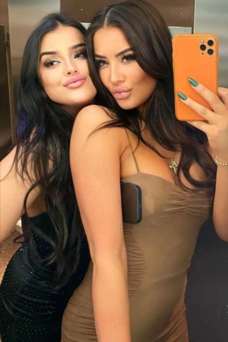 Каролина и Влада